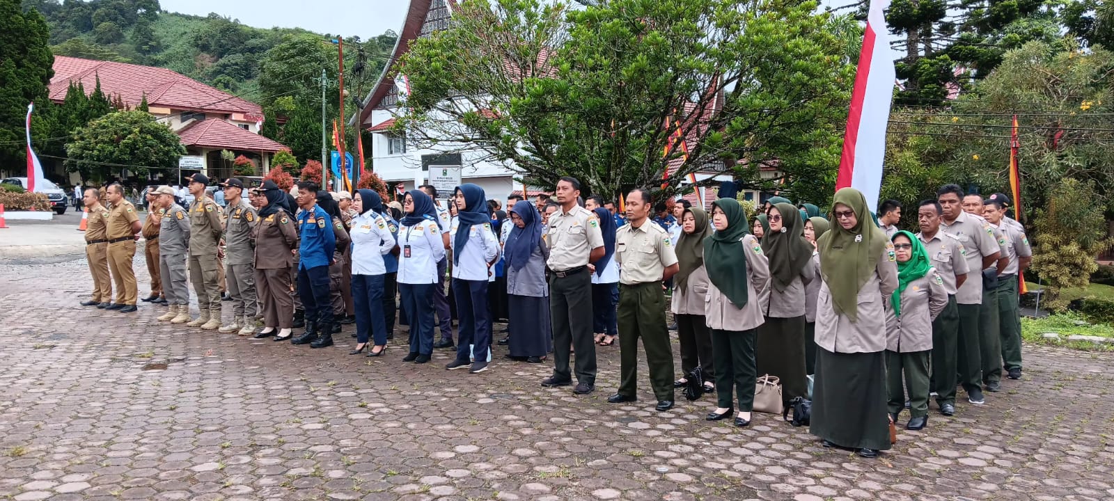 Pembagian_bendera_2024_(7)