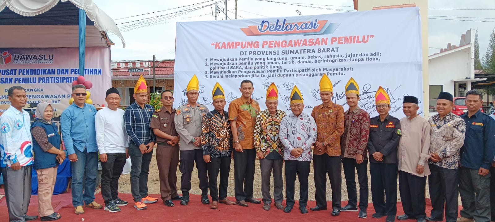 Nagari Alahan Panjang Dicanangkan Sebagai Kampung Pengawasan Partisipatif Pemilu di Kabupaten Solok